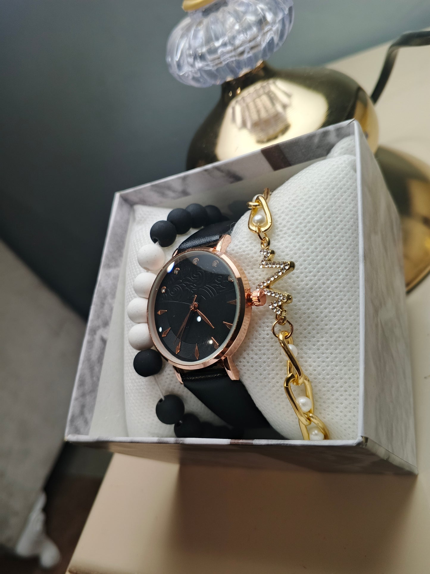 Watch Casual Quartz For Women "COPY"